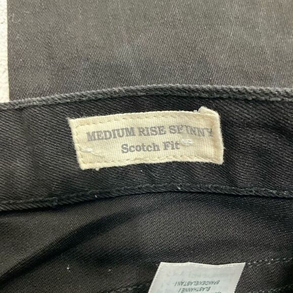 GUESS Black Medium Rise Skinny Scotch Fit Jeans - Picture 5 of 6